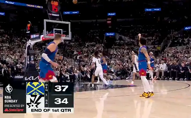 皇冠体育官方网站-约基奇打满12分钟拿到12分7篮板，掘金首节37-34领先马刺