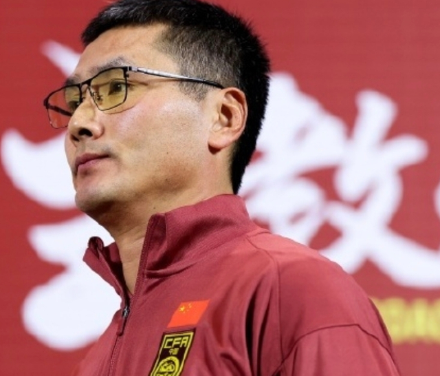 皇冠体育官方网站-邵佳一结束首期集训：3场狂轰6球保持不败，3大亮点太惊喜！